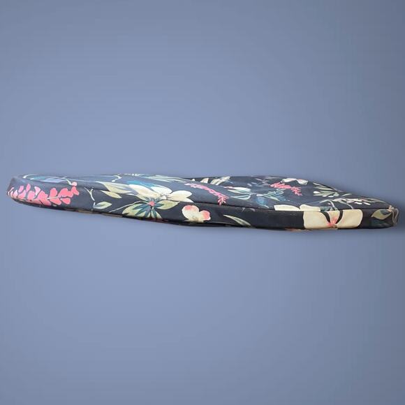 KATE SPADE Tropical Black Floral Zip Around Laptop Case Excellent Condition - Picture 4 of 7